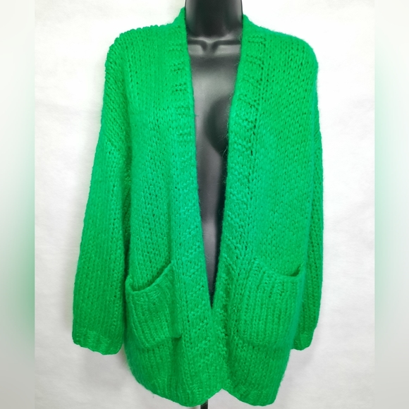 Green Cardigan - Picture 2 of 4